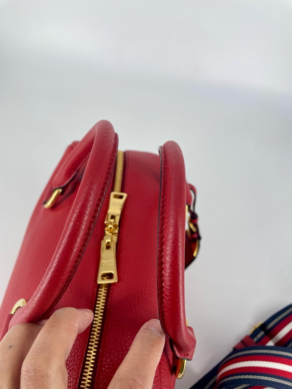 Prada Vitello Phenix Rosso Red Pebbled Leather Satchel with Guitar Striped Strap - Picture 3 of 11